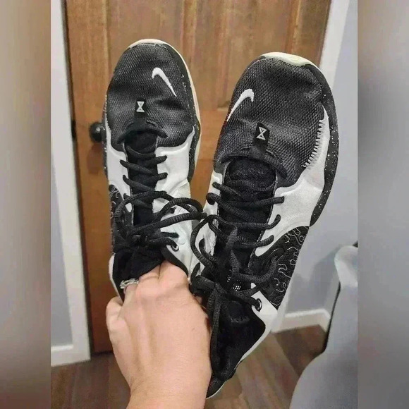 Nike Paul George PG 5 Mens Size 9 Black White Athletic Shoes Sneakers CW3143-003 - Picture 7 of 8